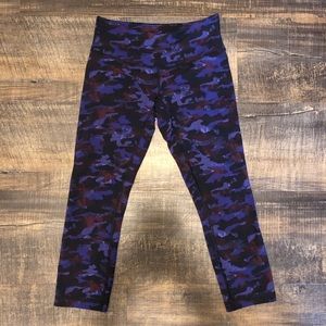 Lululemon Wunder Under Crop III Purple CAMO